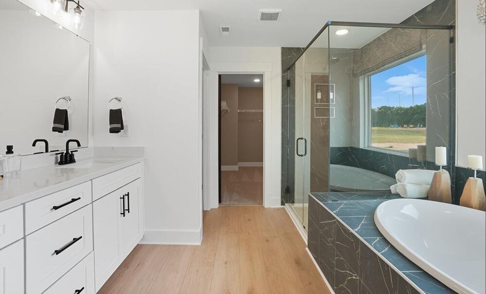 Furnished interior in a model home at Arbordale in Blythewood (Image 14).