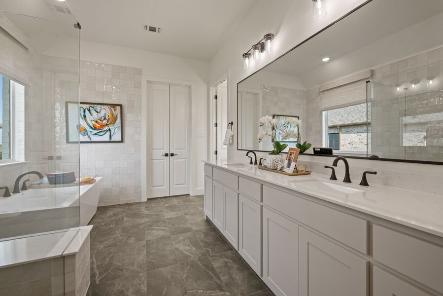 Furnished interior in a model home at Settlers Glen in New Fairview (Image 26). Furnished interior in a model home at Settlers Glen in New Fairview (Image 26).