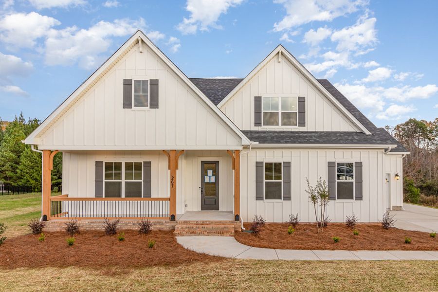 Front exterior of a home in the Edmunds Farm community, located in Clover, SC (Image 5). Front exterior of a home in the Edmunds Farm community, located in Clover, SC (Image 5).