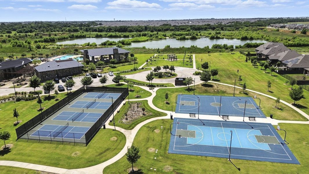 Image 19 of the Silverado community in Aubrey, TX.
