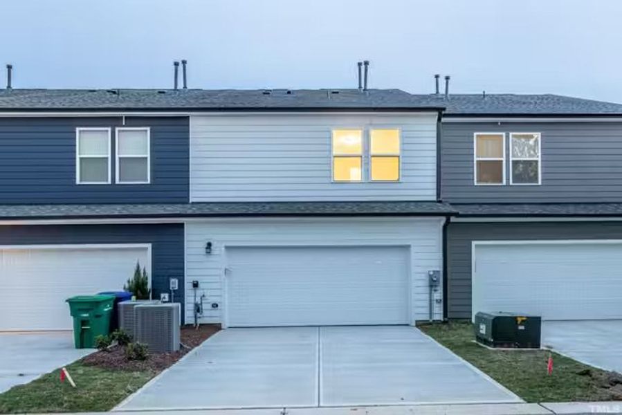 Image 4 of the Royal Creek community in Raleigh, NC.