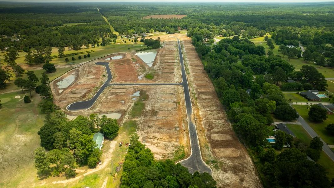Site preparation and early development at Huggins Hill in Manning, SC (Image 25).