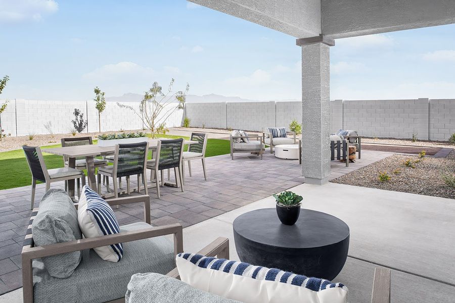 Exterior details of a home in The Estates at North Creek, Queen Creek (Image 4).