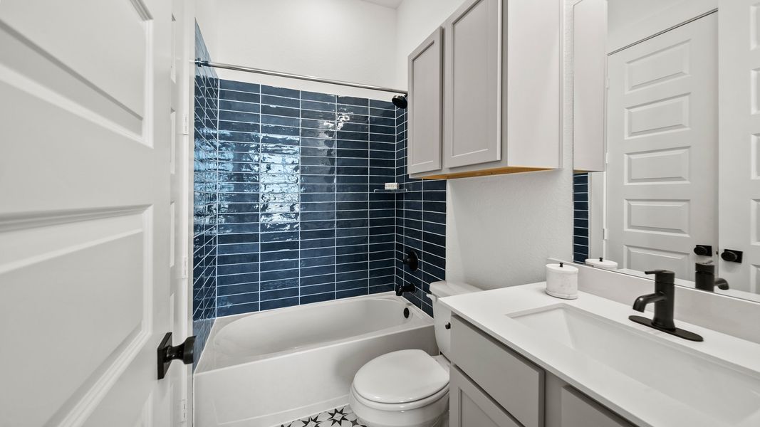 Sorella - Olive lll Model Photo Sorella - Olive lll Model Photo