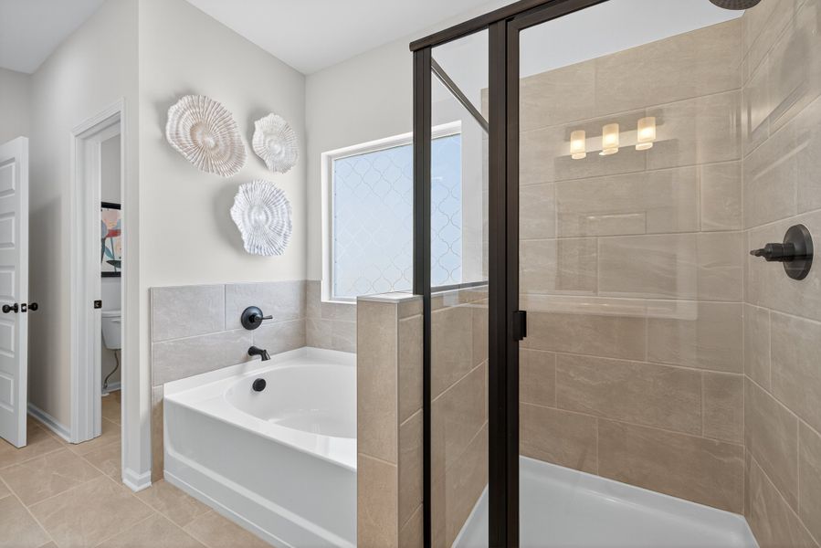 The James - Primary Suite Bath The James - Primary Suite Bath