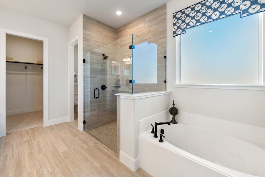 Furnished interior in a model home at Creekview Addition in Van Alstyne (Image 31). Furnished interior in a model home at Creekview Addition in Van Alstyne (Image 31).