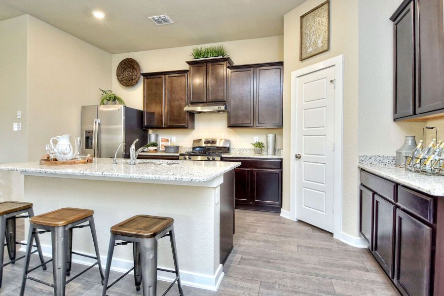 Image 8 of the Southwinds community in Mont Belvieu, TX. Image 8 of the Southwinds community in Mont Belvieu, TX.