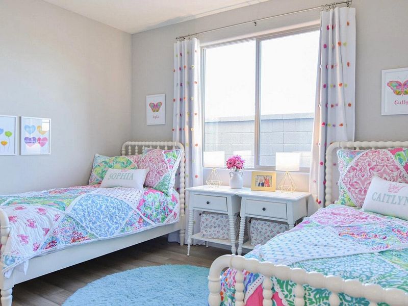 Furnished interior in a model home at North Ridge at Pronghorn Ranch in Prescott Valley (Image 19). Furnished interior in a model home at North Ridge at Pronghorn Ranch in Prescott Valley (Image 19).