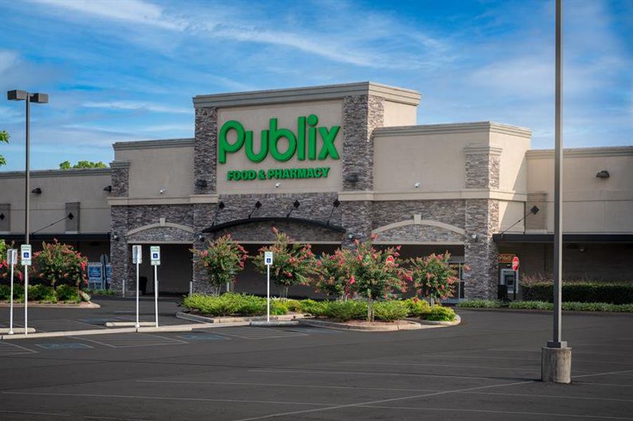 Front exterior of a home in the Derby Run community, located in Smyrna, TN (Image 8).