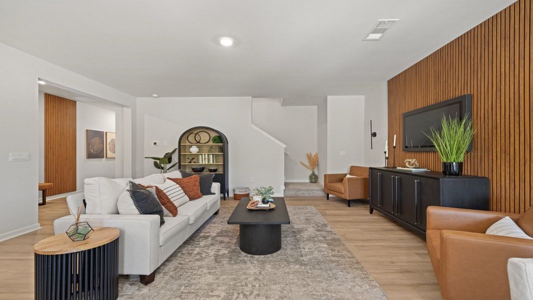 Furnished interior in a model home at Rolling Meadows in Jasper (Image 25).