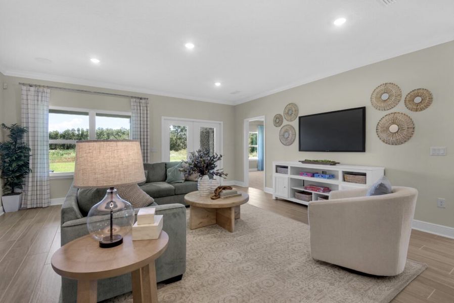 Furnished interior in a model home at Lake Merial in Panama City (Image 6).