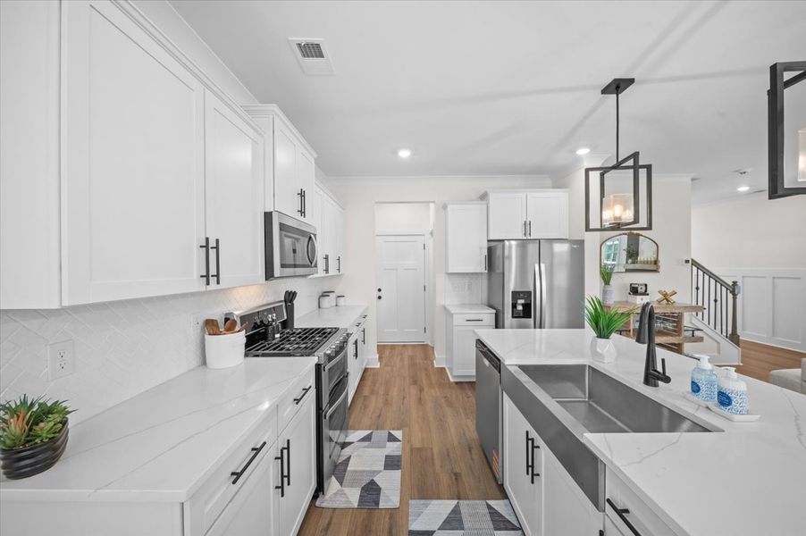 Crestfall II Kitchen Crestfall II Kitchen