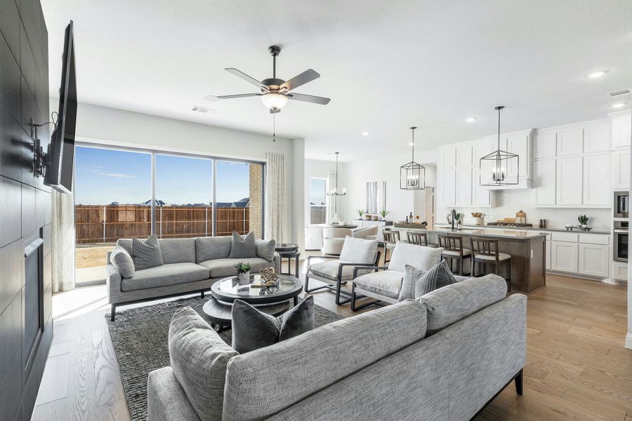 Furnished interior in a model home at Kentsdale Farms in DeSoto (Image 7). Furnished interior in a model home at Kentsdale Farms in DeSoto (Image 7).