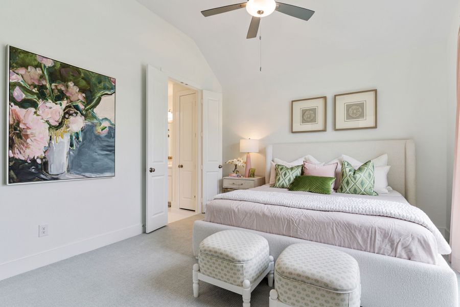 American Legend Homes' 40' model in Wellington - Main Bedroom American Legend Homes' 40' model in Wellington - Main Bedroom