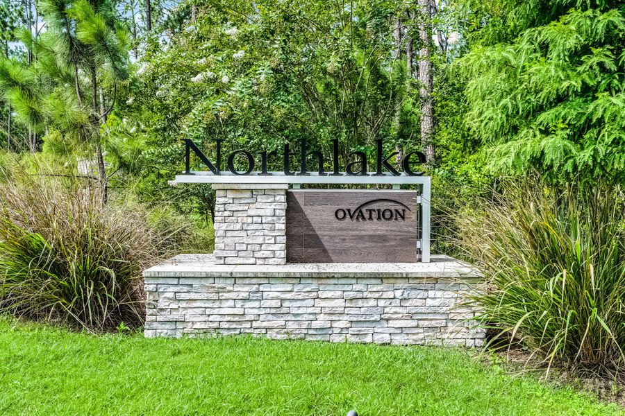 Entrance to the Northlake at Ovation community in Winter Garden, FL, featuring signage and landscaping (Image 2).