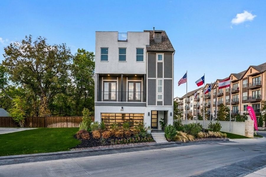 Front exterior of a home in the SoHo Square community, located in Dallas, TX (Image 4).