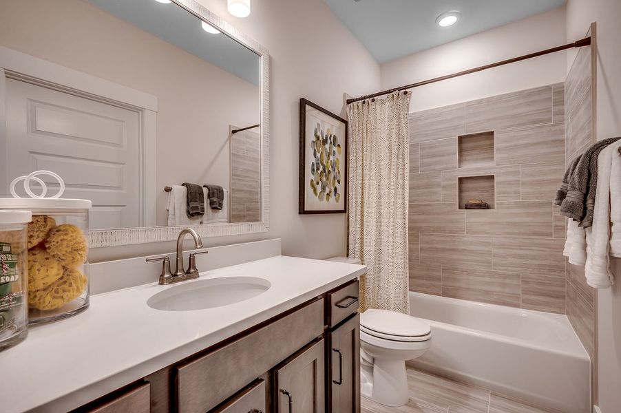 Fullerton | Secondary Bathroom