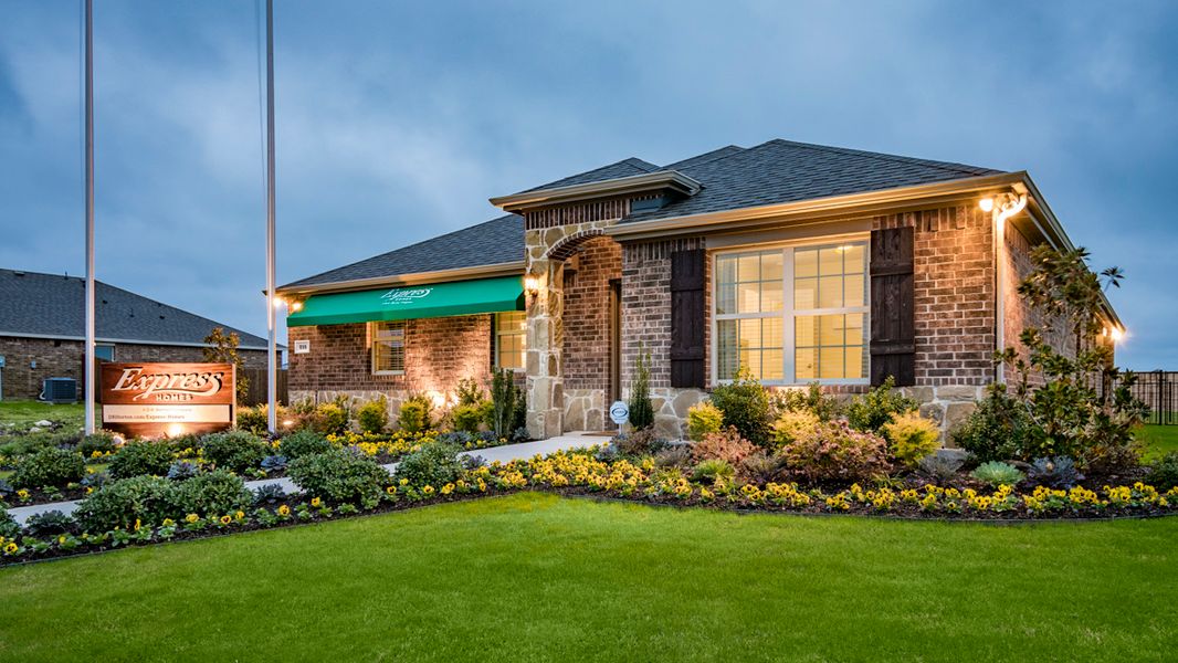 Image 3 of the Camden Parc - Anna community in Anna, TX.