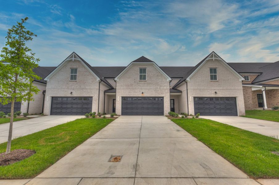 The Amethyst floorplan at Helmsley Place 55+ Townhomes.