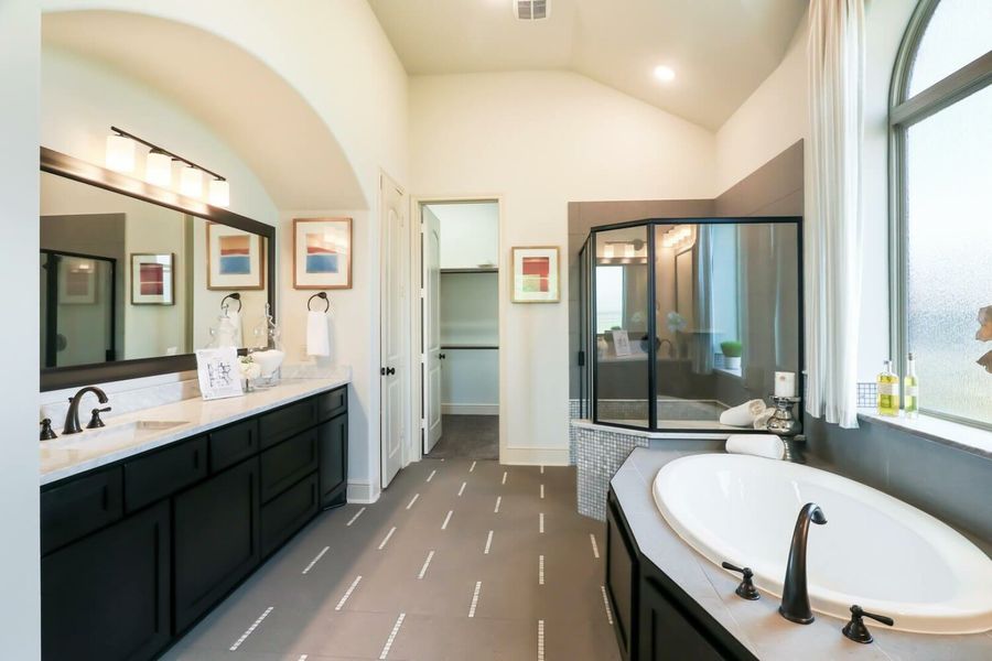 Image 6 of the Aliana 70' community in Richmond, TX.