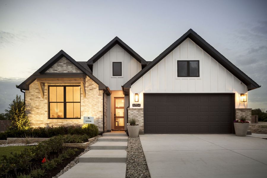 Front exterior of a home in the Meadow Lakes community, located in Fort Worth, TX (Image 1). Front exterior of a home in the Meadow Lakes community, located in Fort Worth, TX (Image 1).