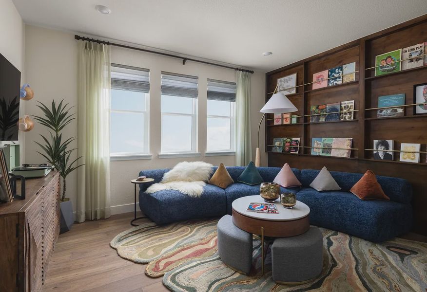 Amelia Model Loft - 8 of 13