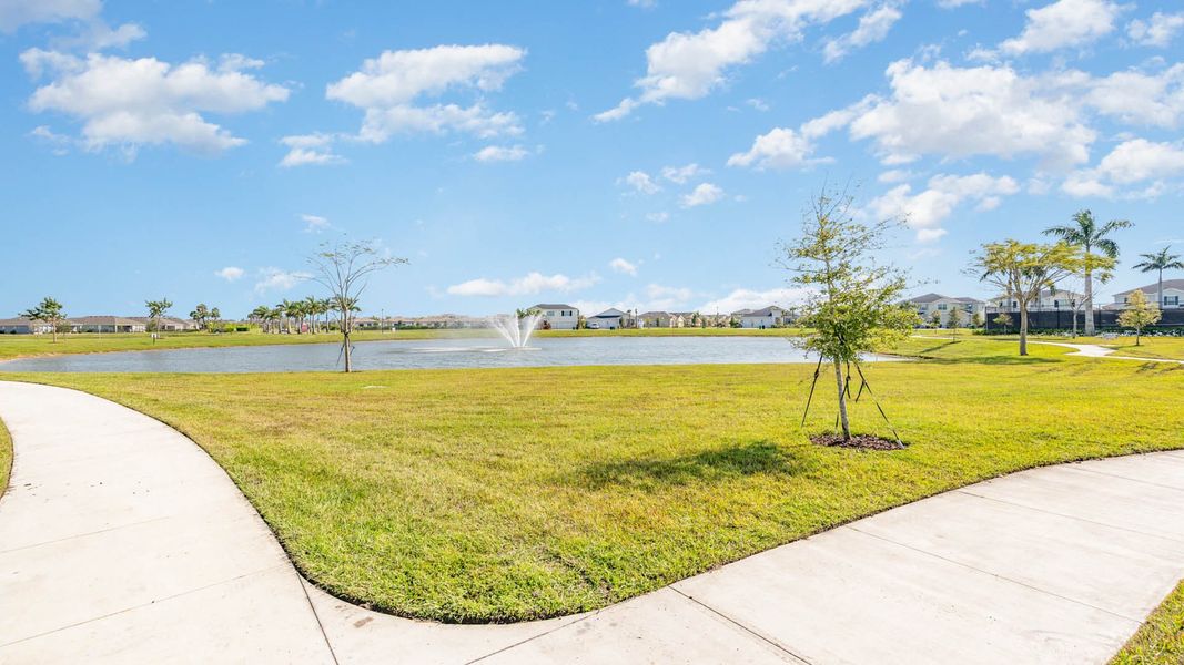 Natural surroundings and green spaces near Central Park Townhomes in Port St. Lucie, FL (Image 36).