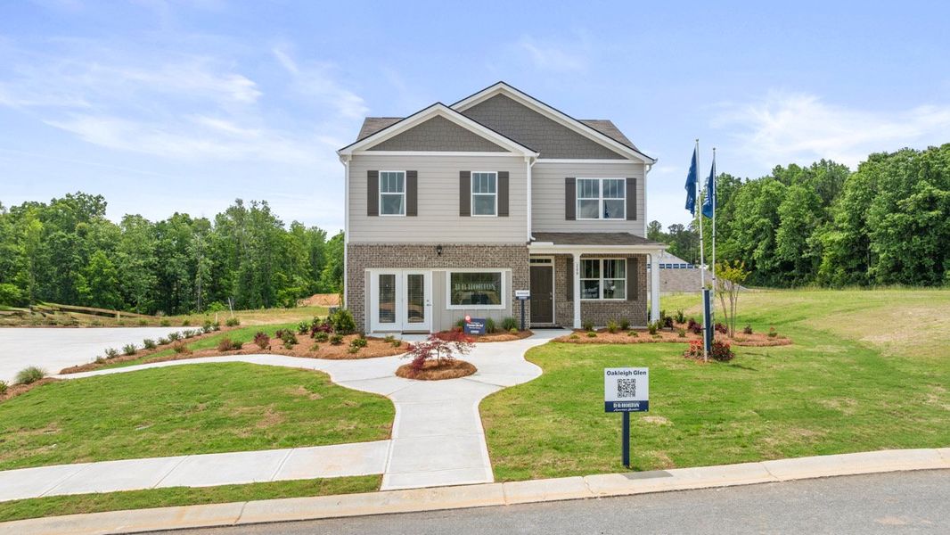 Front exterior of a home in the Oakleigh Glen community, located in Dallas, GA (Image 4).