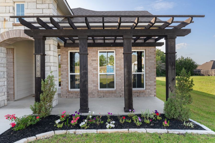 Exterior details of a home in Yaupon Trails, Bryan (Image 3). Exterior details of a home in Yaupon Trails, Bryan (Image 3).