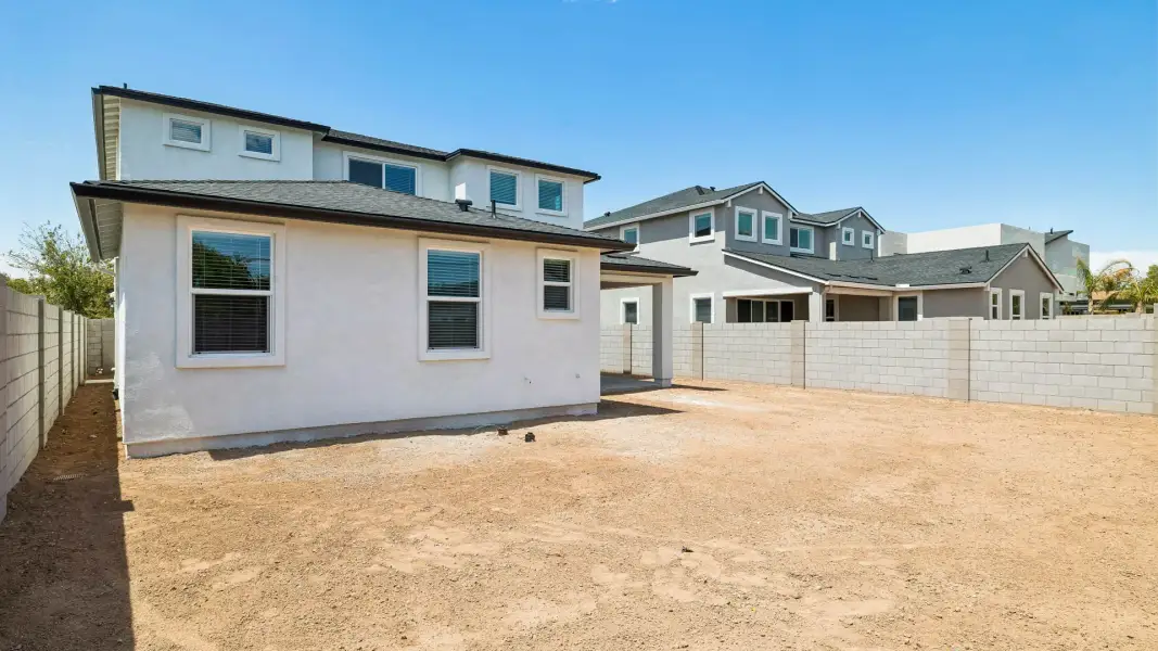 Exterior details of a home in Oak Park Manor Signature Homesites, Phoenix (Image 12).