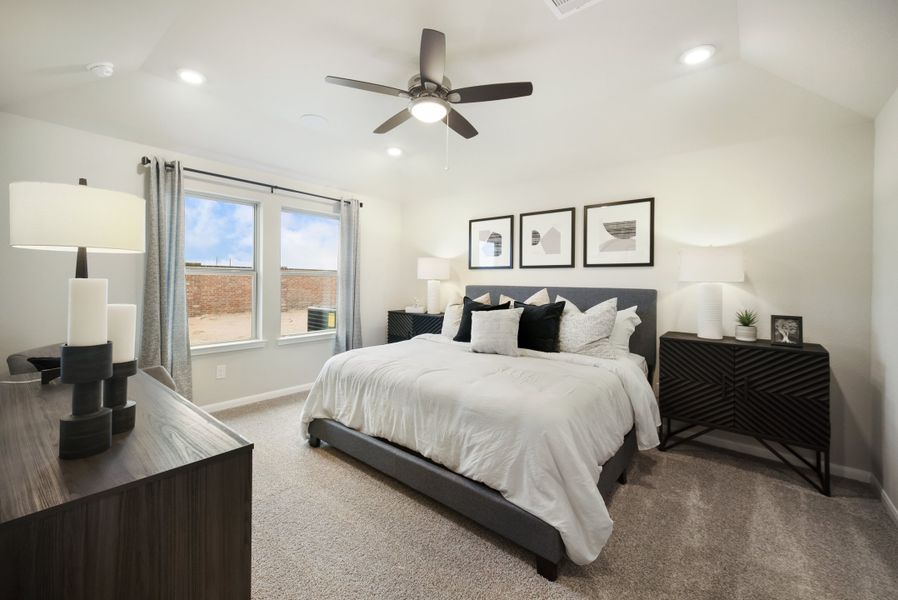 Furnished interior in a model home at Sorella in Tomball (Image 14).