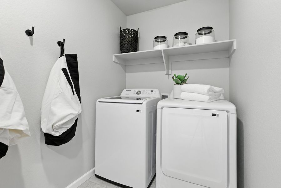 Image 6 of the Spring Valley community in Longmont, CO.