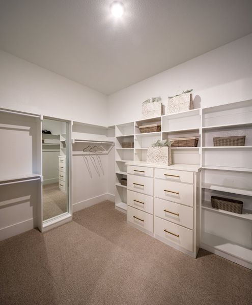 Furnished interior in a model home at Heath Golf and Yacht Club in Heath (Image 25). Furnished interior in a model home at Heath Golf and Yacht Club in Heath (Image 25).