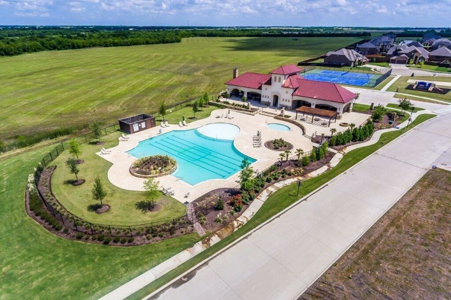 Image 8 of the Sonoma Verde 80’s community in Rockwall, TX. Image 8 of the Sonoma Verde 80’s community in Rockwall, TX.