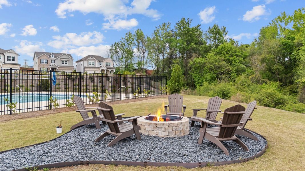 Community amenity available to residents of Falls Creek in Flowery Branch (Image 8).