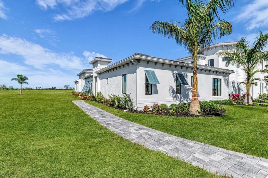 Exterior details of a home in Aqua, Bradenton (Image 81).