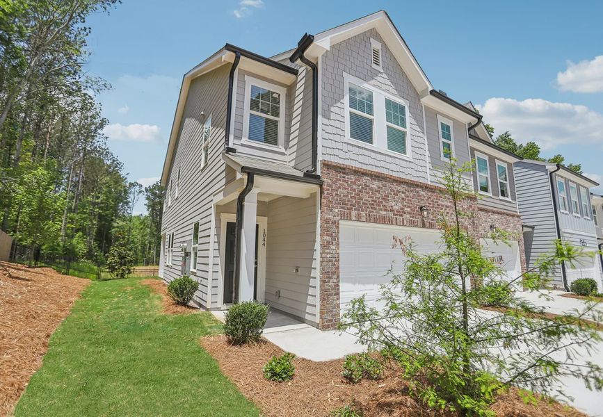 Front exterior of a home in the Chestnut Grove community, located in Douglasville, GA (Image 5).