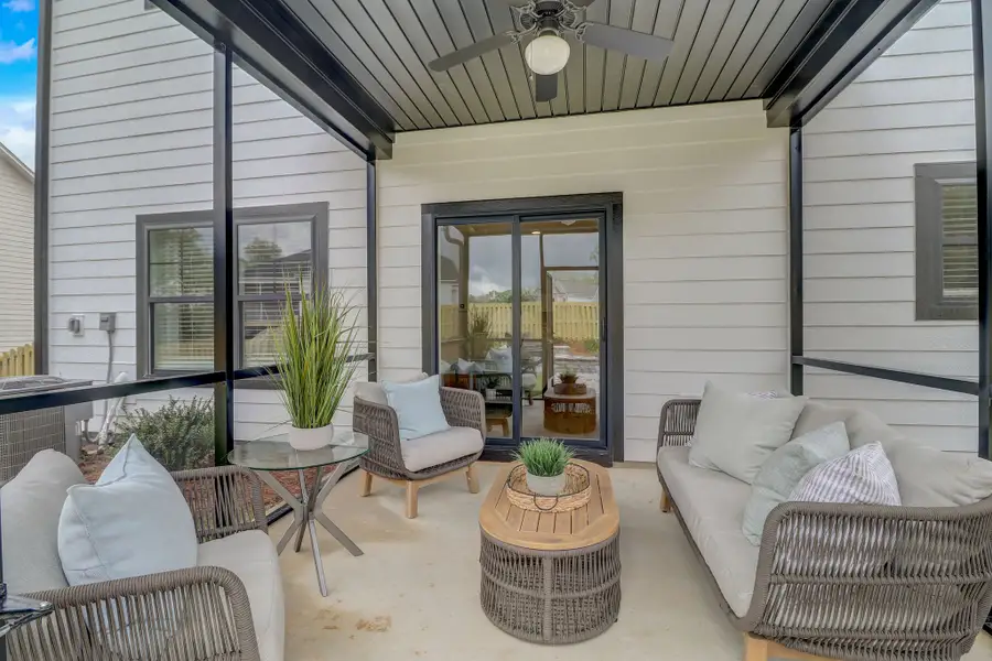 Brantley II - Back Porch