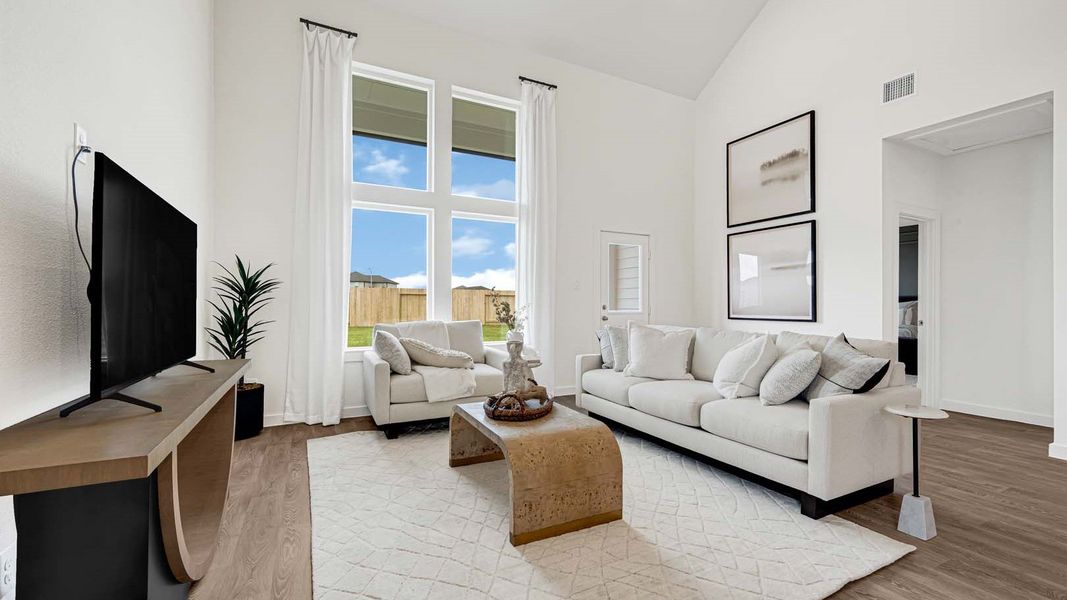 Furnished interior in a model home at Evergreen in Rosenberg (Image 27).