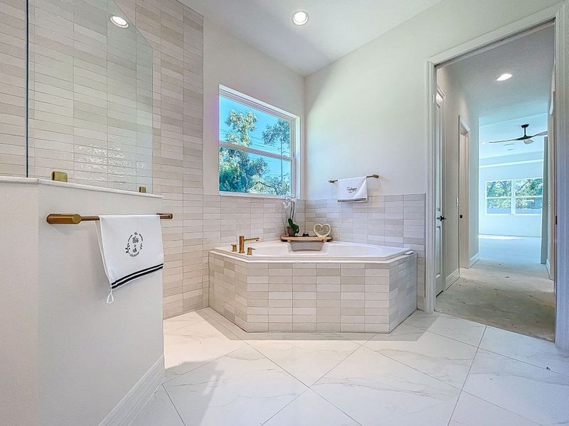 Sunset Estates,33549