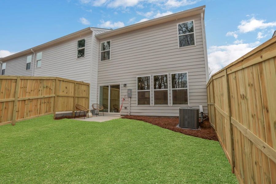 Exterior details of a home in Villas at Dawsonville Townhomes, Dawsonville (Image 6).