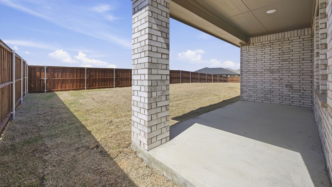 Exterior details of a home in Sanger Circle, Sanger (Image 4).