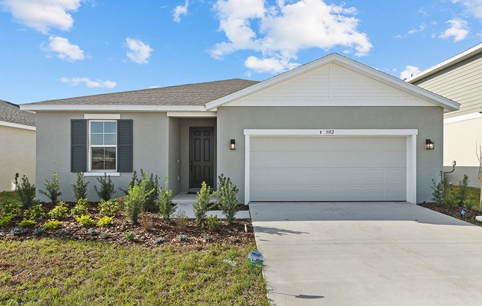 Exterior details of a home in Seasons at Aurora Oaks, Ocala (Image 5).