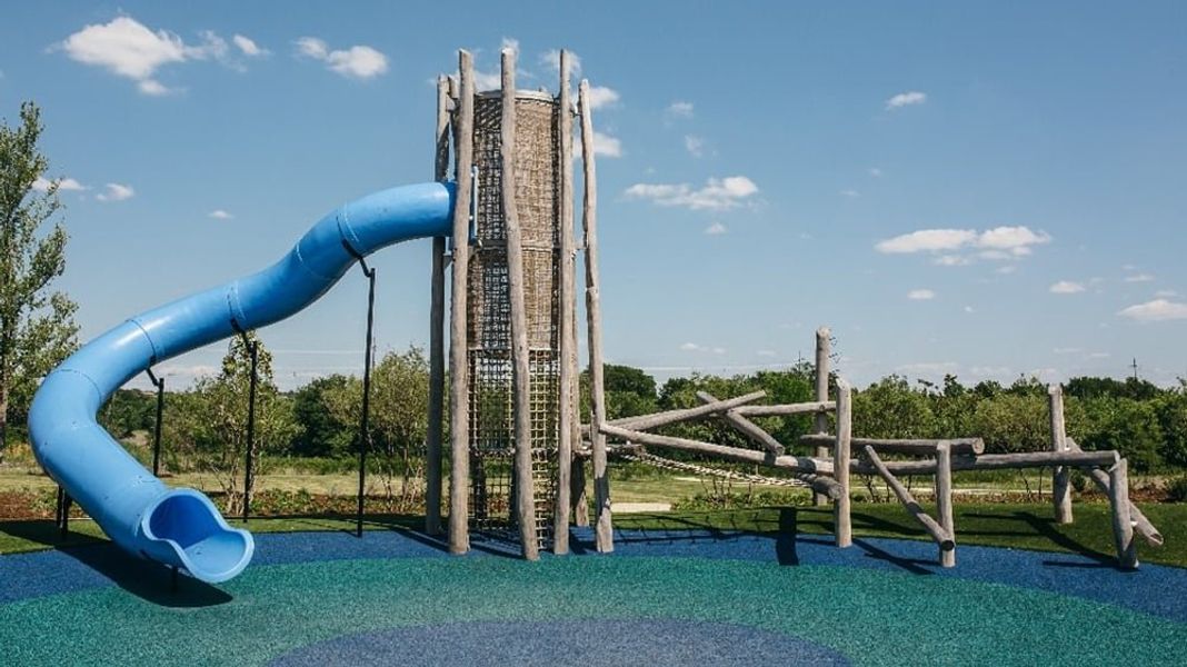 Image 8 of the Edgestone at Legacy - Darling community in Frisco, TX.