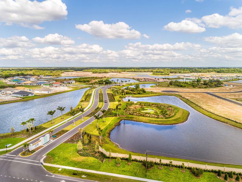 Image 9 of the Isles At Bayview community in Parrish, FL.