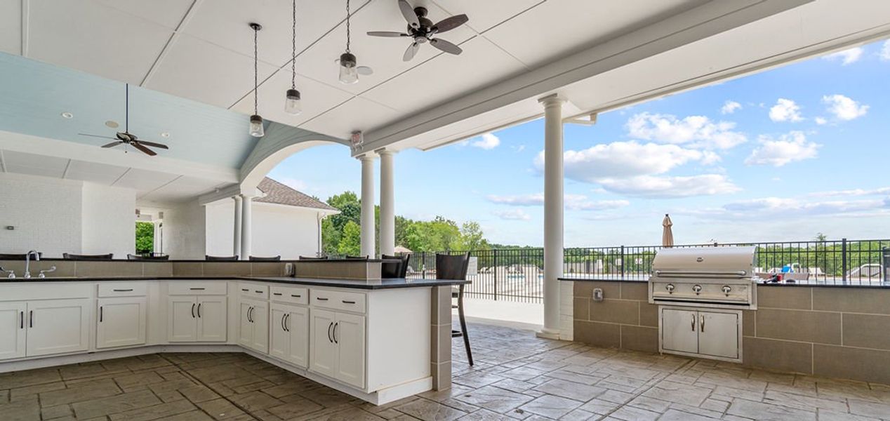 Outdoor Kitchen