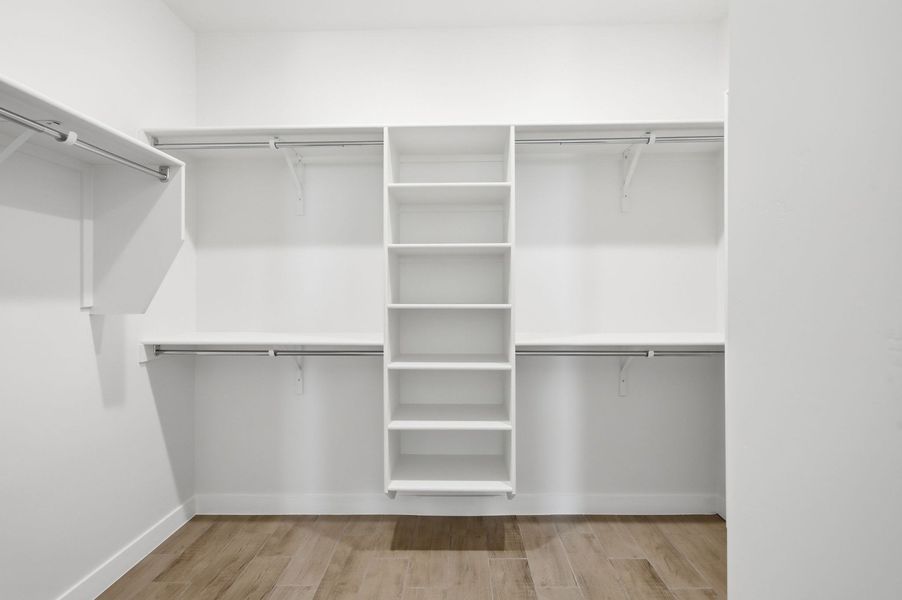 Image 21 of the Emerald Estates community in El Paso, TX.