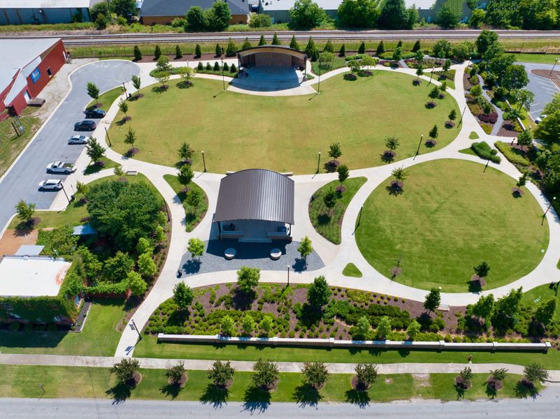 Community amenity available to residents of Ellington Farms in Statham (Image 4).