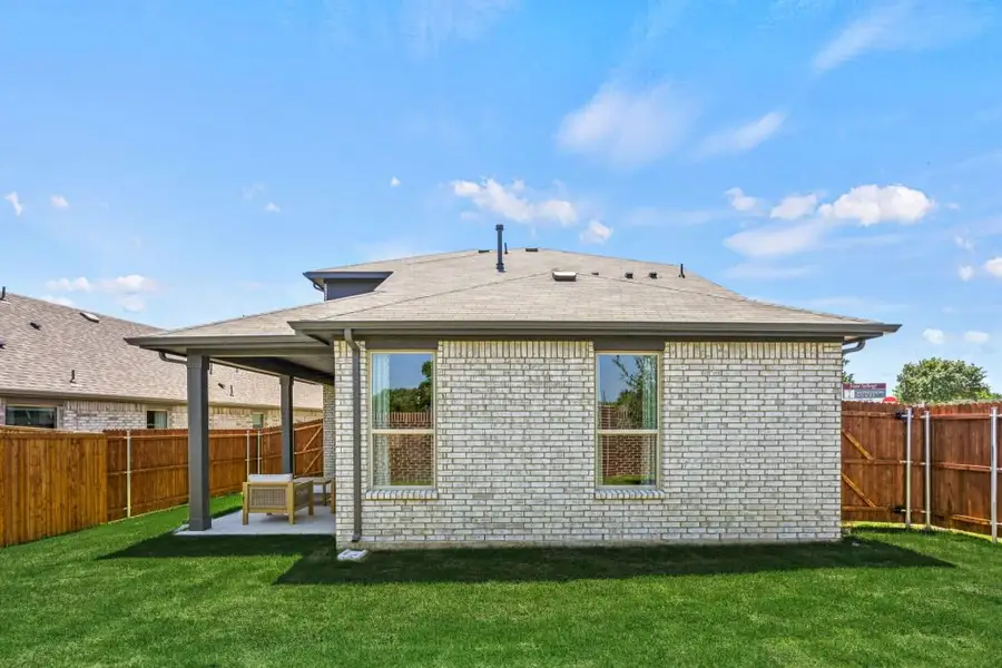Front exterior of a home in the ValleyBrooke community, located in Mesquite, TX (Image 2). Front exterior of a home in the ValleyBrooke community, located in Mesquite, TX (Image 2).