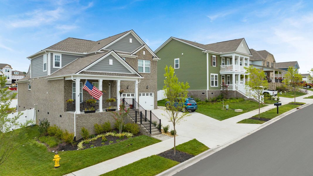 Street view of homes within the Durham Farms master-planned community in Hendersonville, TN (Image 33).